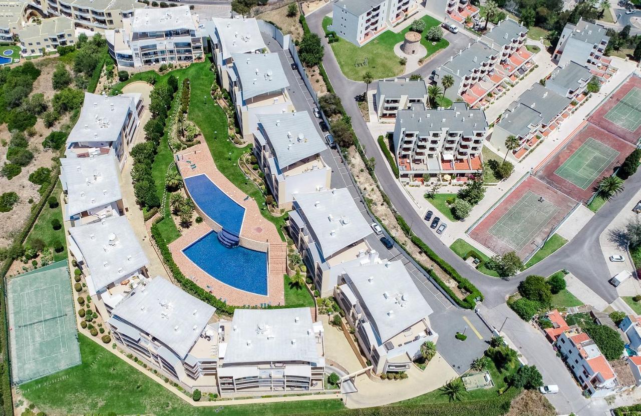 אלבופיירה Bnb Homes Ocean View Apartment With Relax Terrace, 2 Swimming Pools & Tennis Court מראה חיצוני תמונה