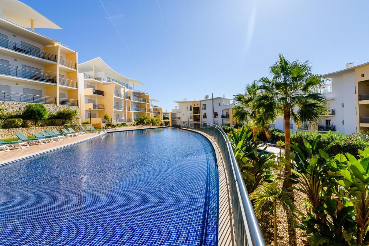 אלבופיירה Bnb Homes Ocean View Apartment With Relax Terrace, 2 Swimming Pools & Tennis Court מראה חיצוני תמונה