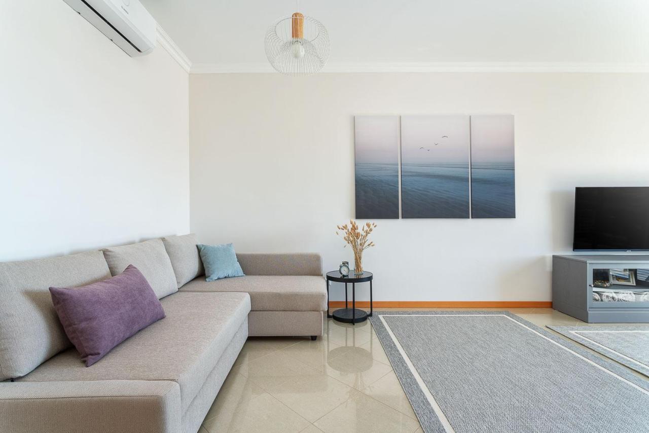 אלבופיירה Bnb Homes Ocean View Apartment With Relax Terrace, 2 Swimming Pools & Tennis Court מראה חיצוני תמונה