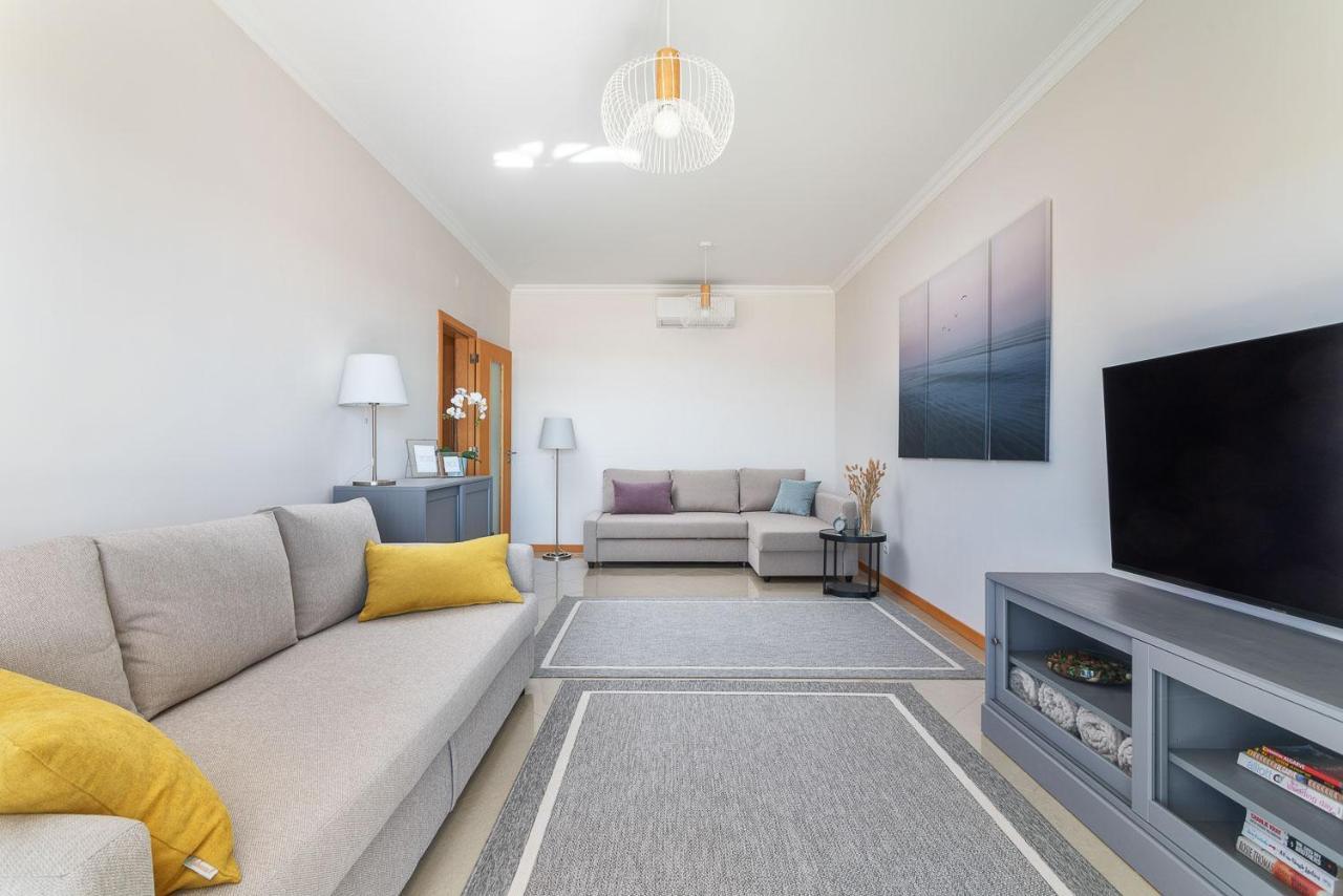 אלבופיירה Bnb Homes Ocean View Apartment With Relax Terrace, 2 Swimming Pools & Tennis Court מראה חיצוני תמונה