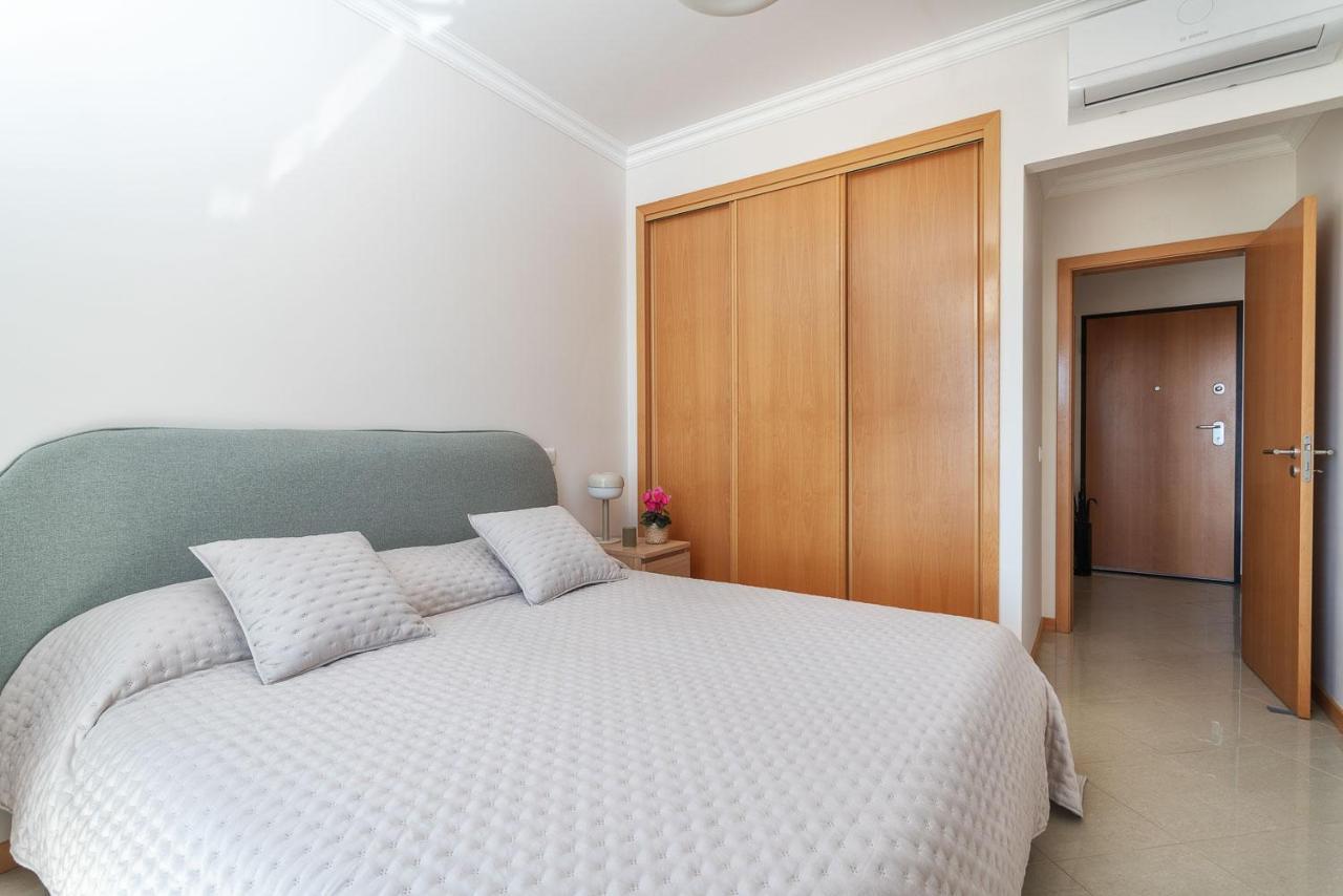 אלבופיירה Bnb Homes Ocean View Apartment With Relax Terrace, 2 Swimming Pools & Tennis Court מראה חיצוני תמונה