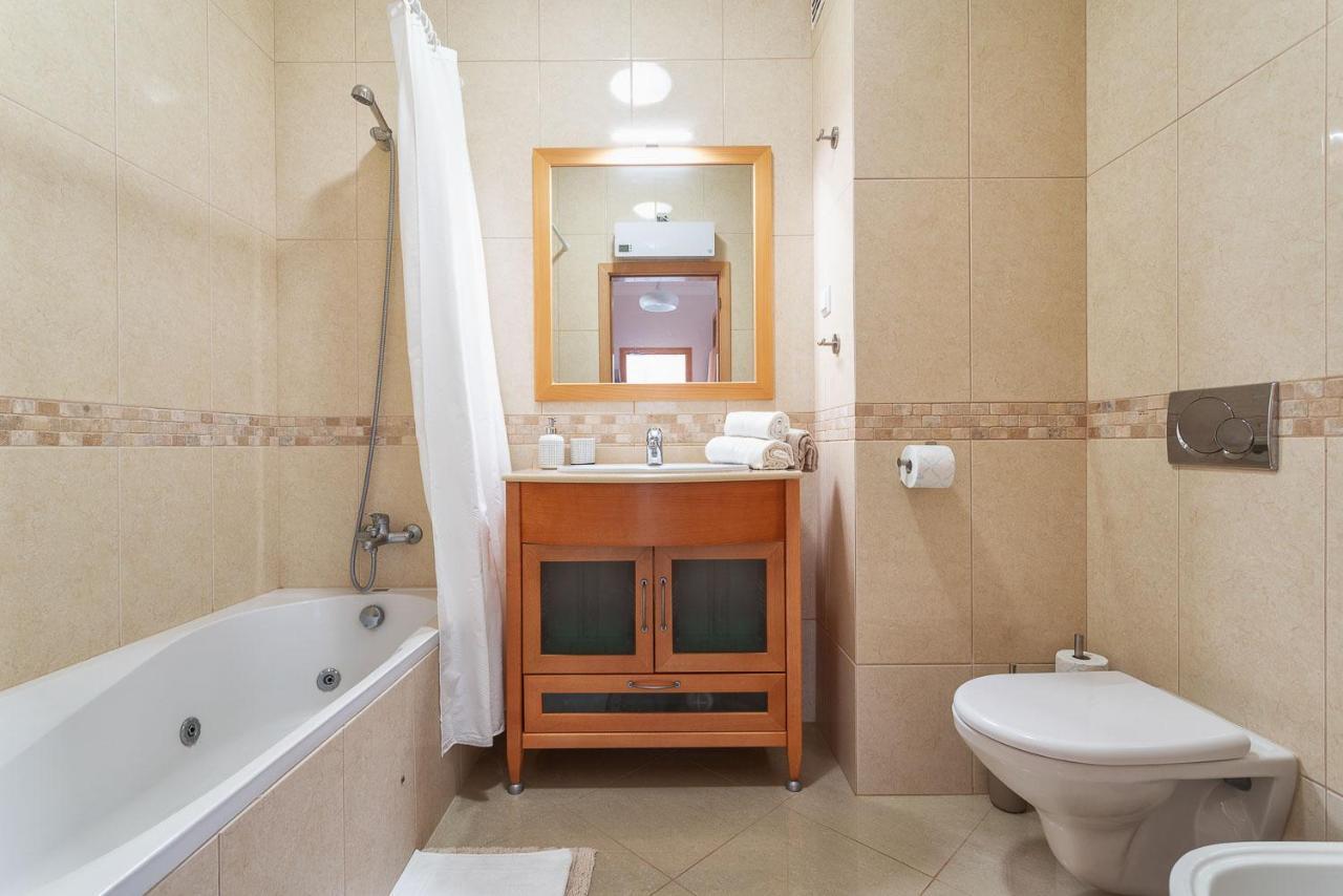 אלבופיירה Bnb Homes Ocean View Apartment With Relax Terrace, 2 Swimming Pools & Tennis Court מראה חיצוני תמונה