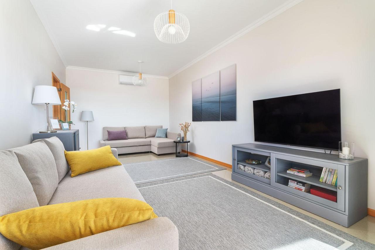 אלבופיירה Bnb Homes Ocean View Apartment With Relax Terrace, 2 Swimming Pools & Tennis Court מראה חיצוני תמונה