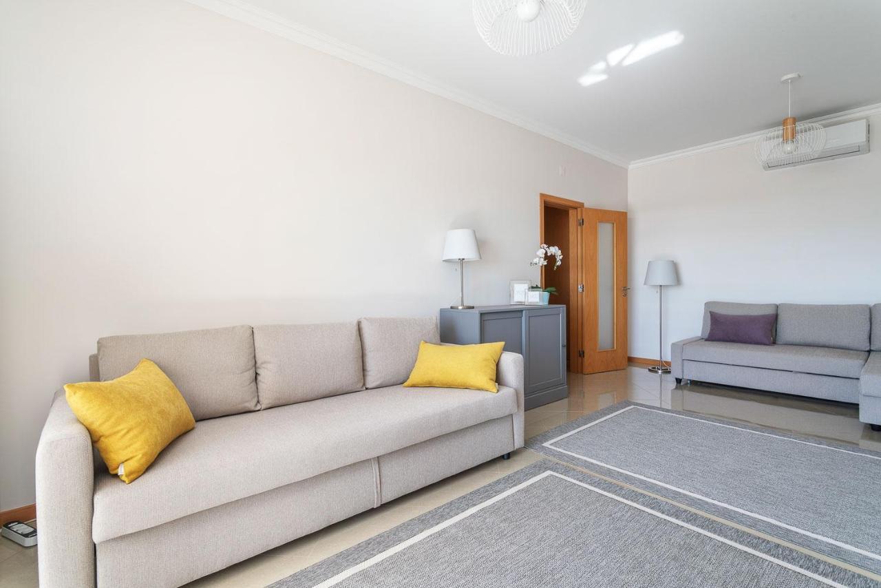 אלבופיירה Bnb Homes Ocean View Apartment With Relax Terrace, 2 Swimming Pools & Tennis Court מראה חיצוני תמונה